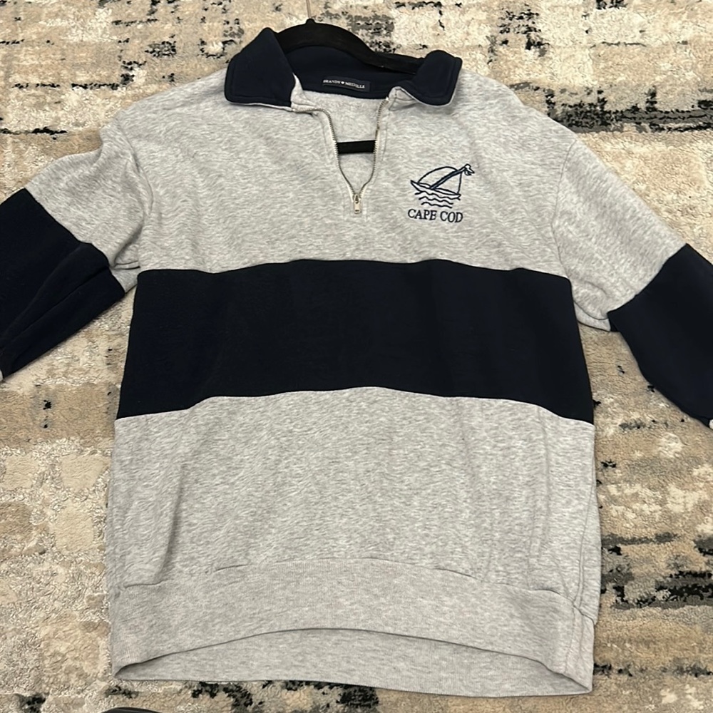 Brandy Melville cap cod collared sweatshirt